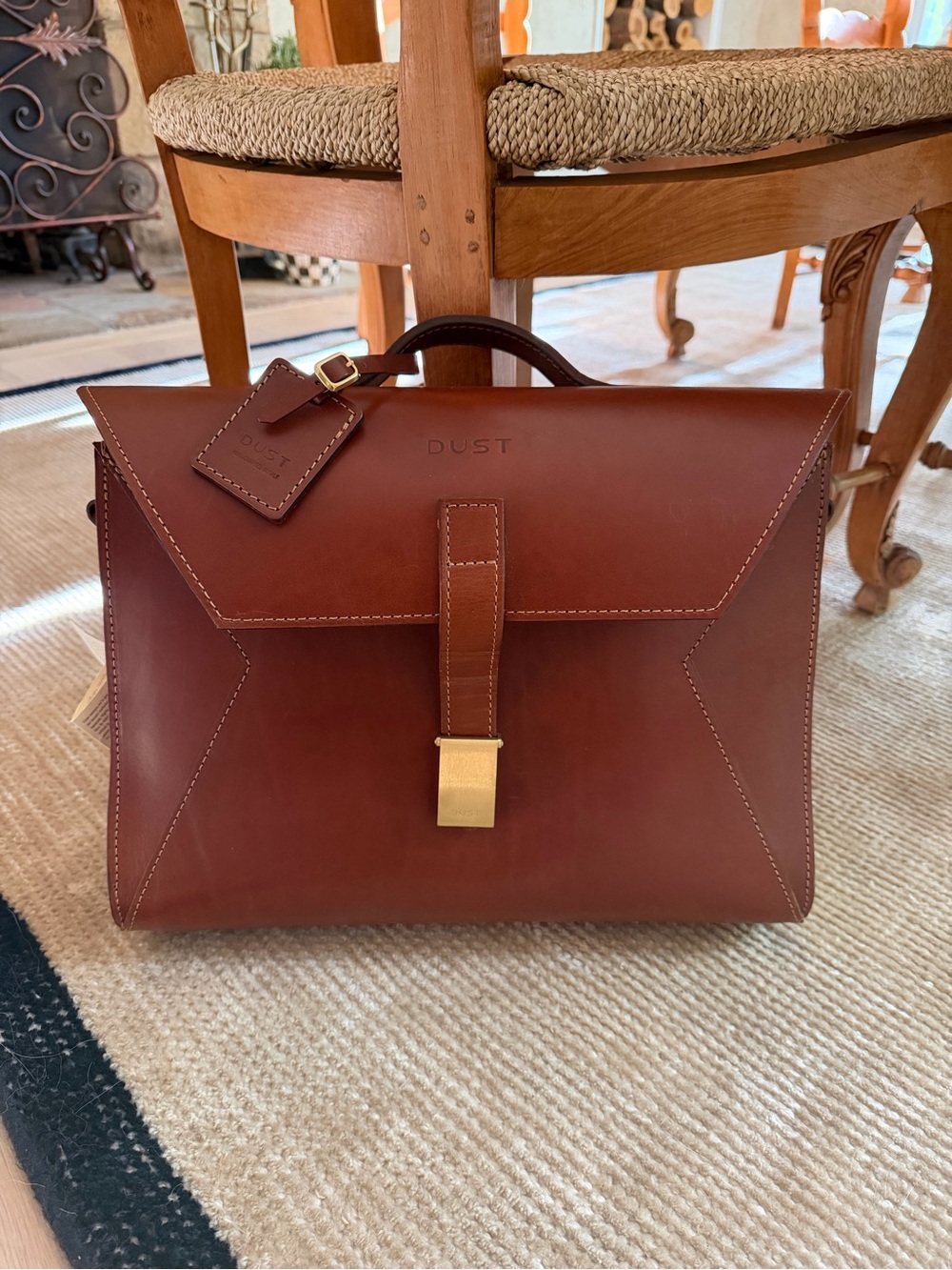 Men's Leather Briefcase in Chestnut Brown